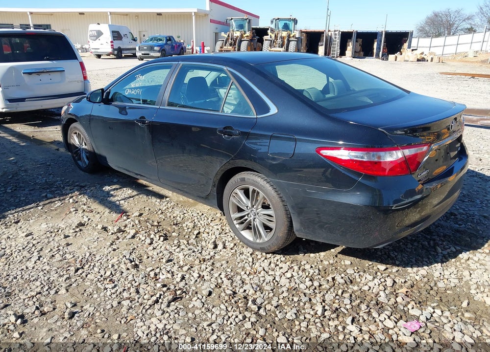 2015 TOYOTA CAMRY SE VIN: 4T1BF1FKXFU092091