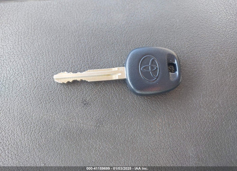 2015 TOYOTA CAMRY SE VIN: 4T1BF1FKXFU092091