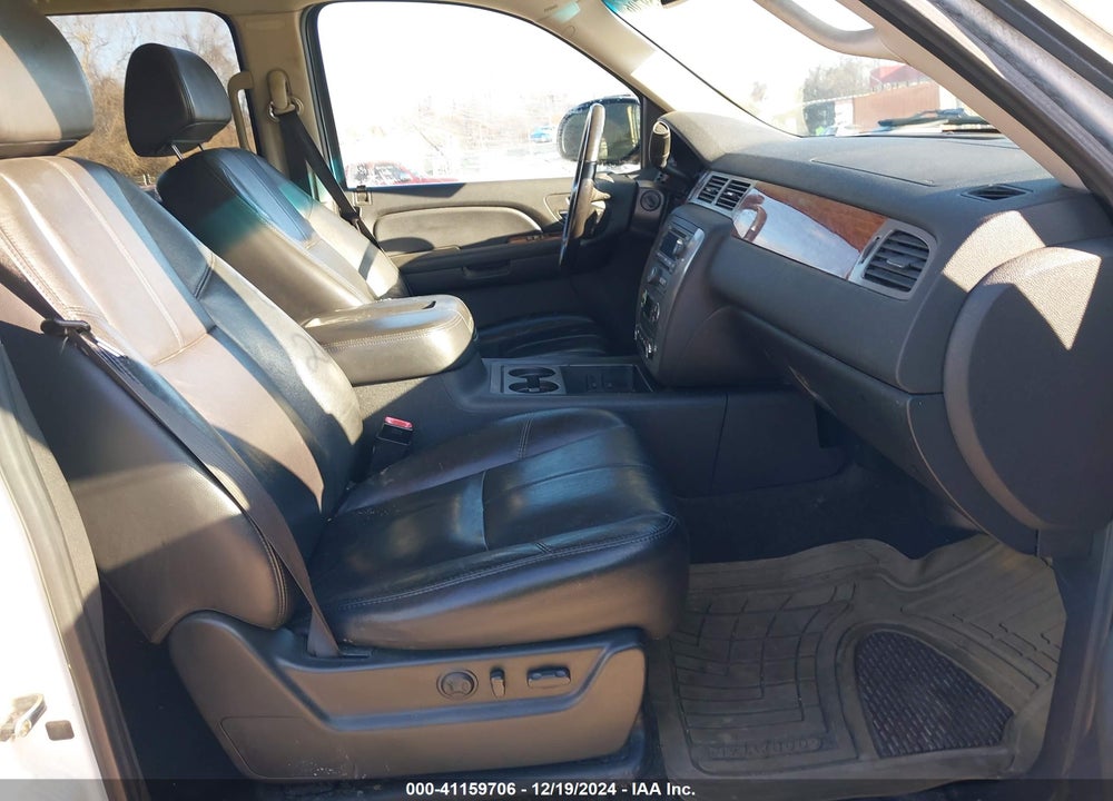 2008 GMC YUKON XL 1500 SLT VIN: 1GKFK16318R108294
