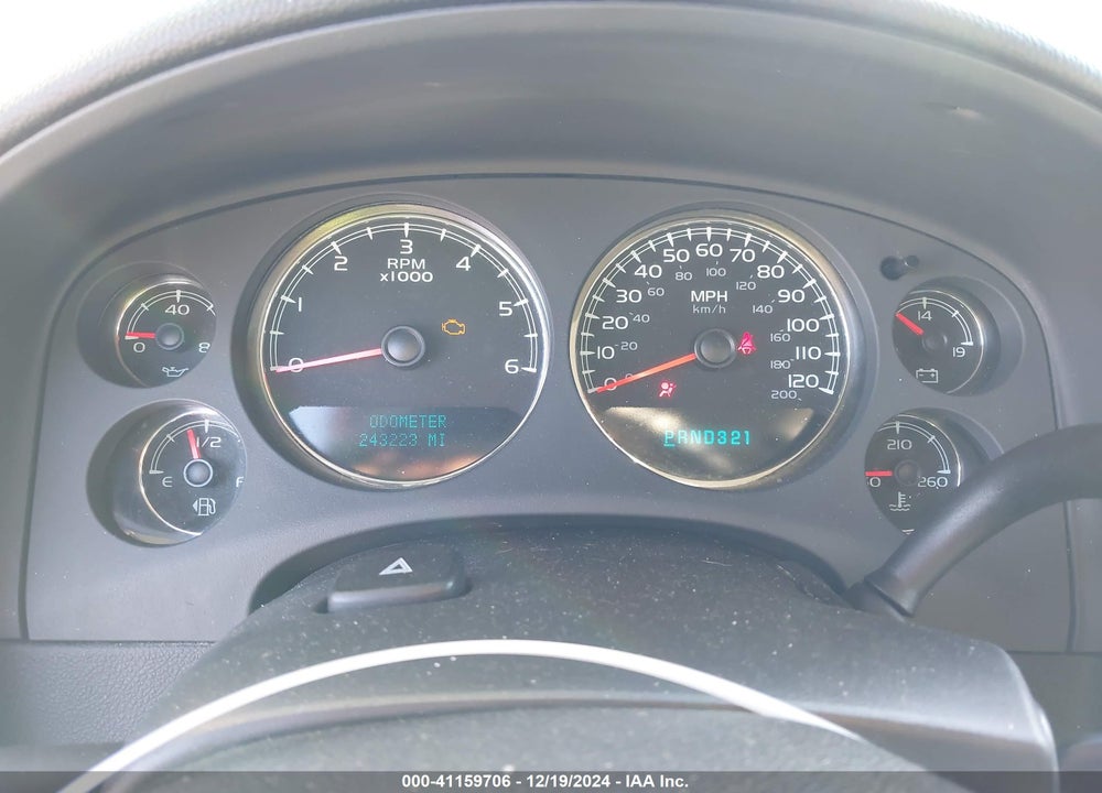 2008 GMC YUKON XL 1500 SLT VIN: 1GKFK16318R108294