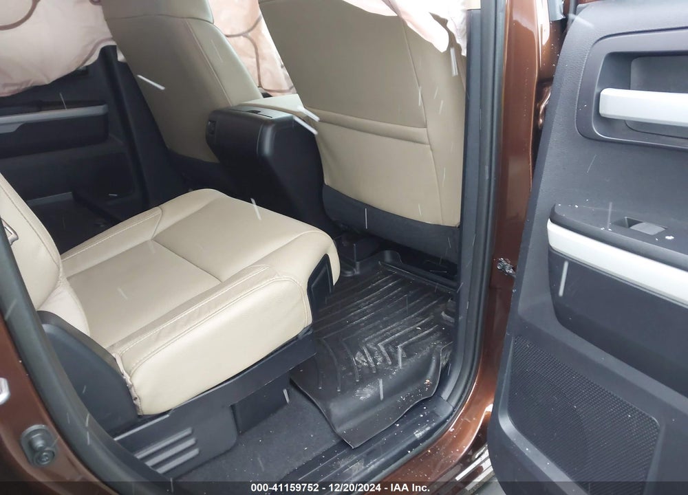 2015 TOYOTA TUNDRA LIMITED 5.7L V8 VIN: 5TFBY5F10FX421571