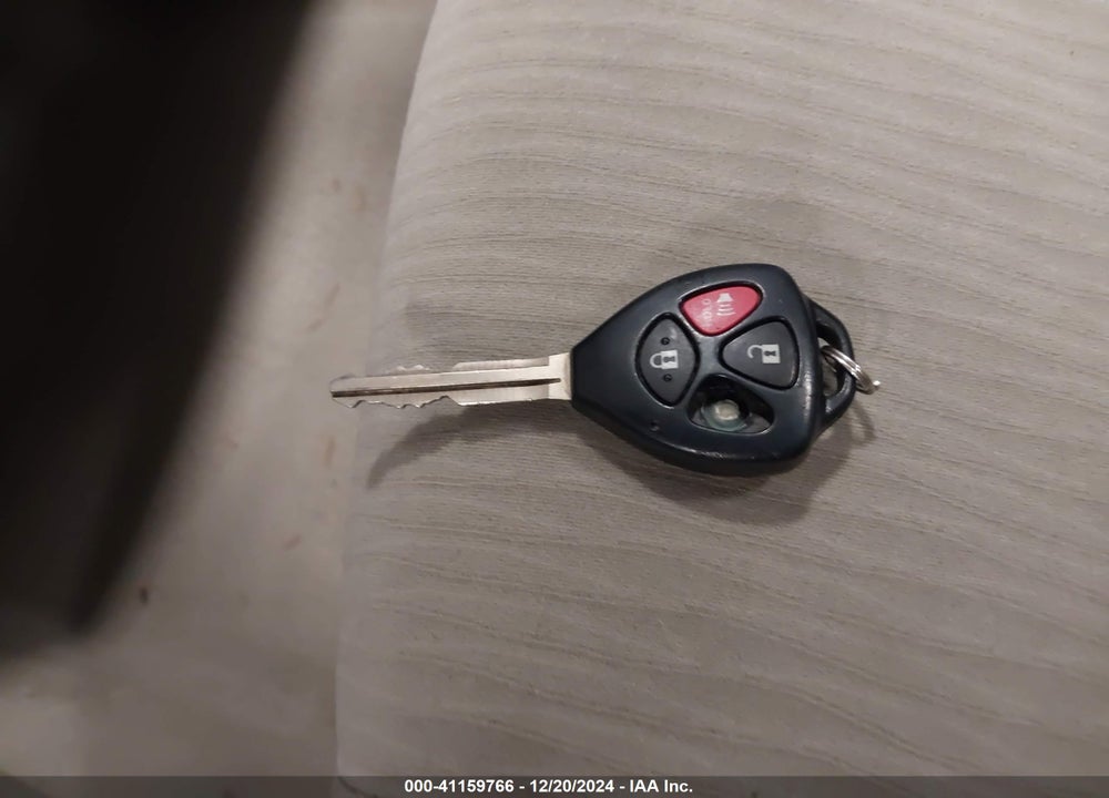 2010 TOYOTA COROLLA LE VIN: 2T1BU4EE1AC531837