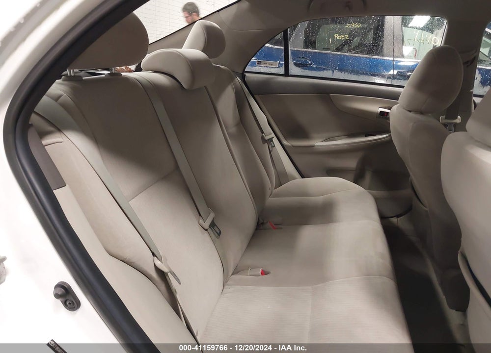 2010 TOYOTA COROLLA LE VIN: 2T1BU4EE1AC531837