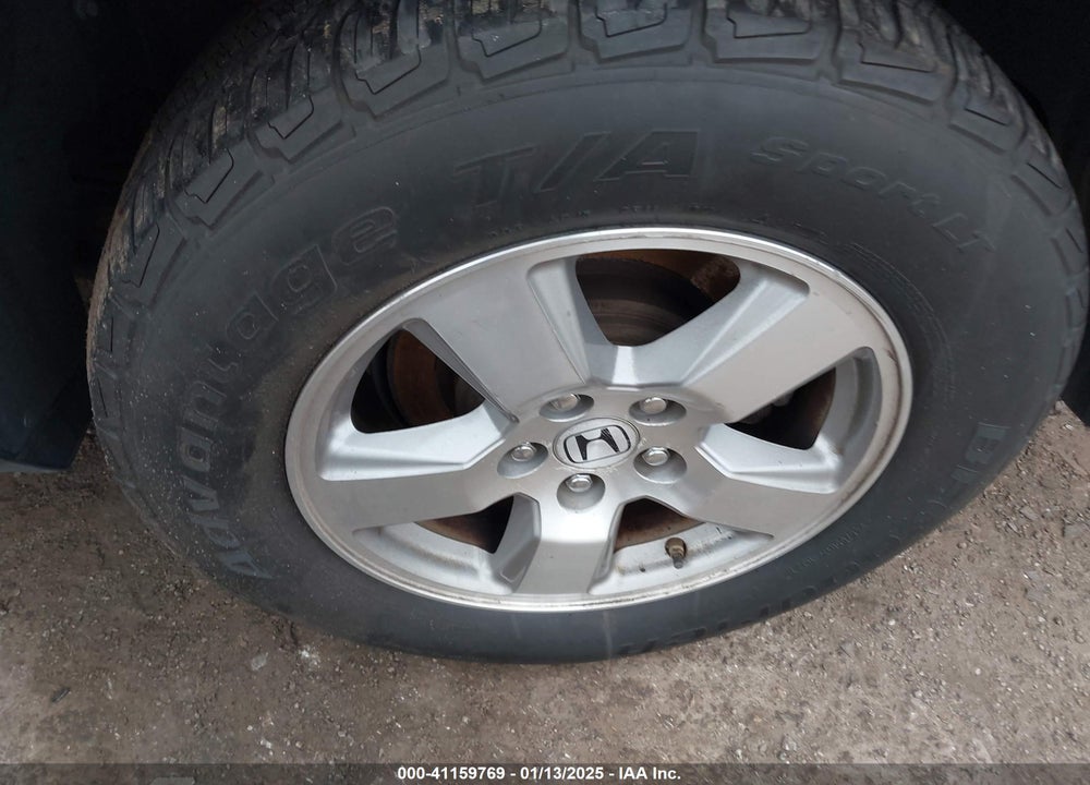 2011 HONDA PILOT EX-L VIN: 5FNYF4H58BB083805