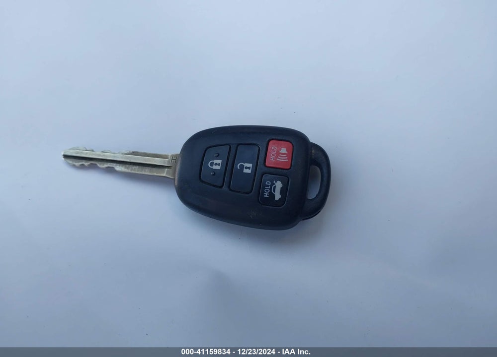 2014 TOYOTA COROLLA LE VIN: 2T1BURHE5EC146165