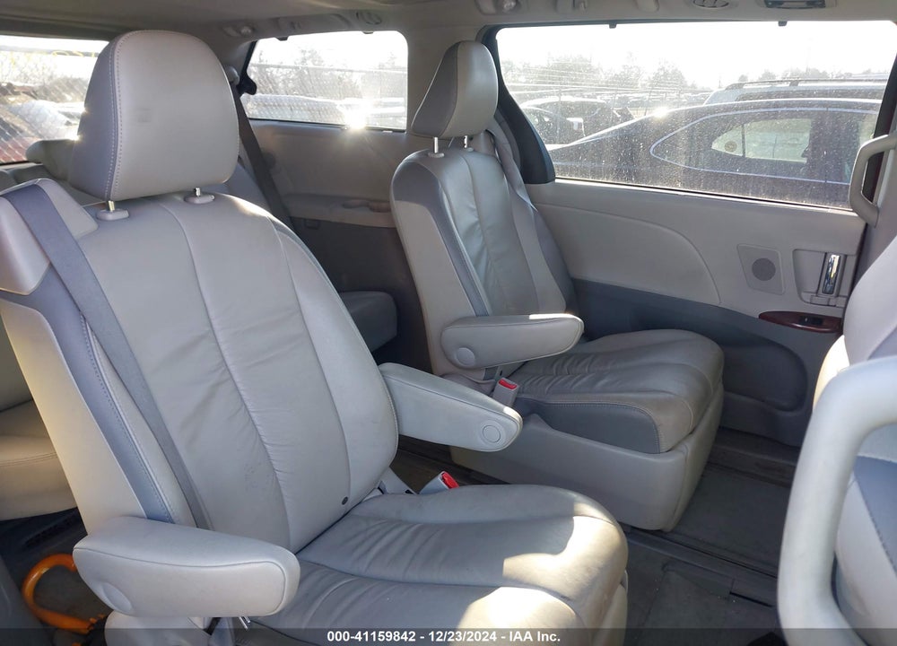 2012 TOYOTA SIENNA XLE LIMITED VIN: 5TDDK3DC5CS039640