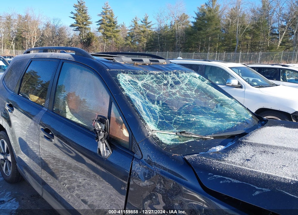 2018 SUBARU FORESTER 2.5I PREMIUM VIN: JF2SJAECXJH581915