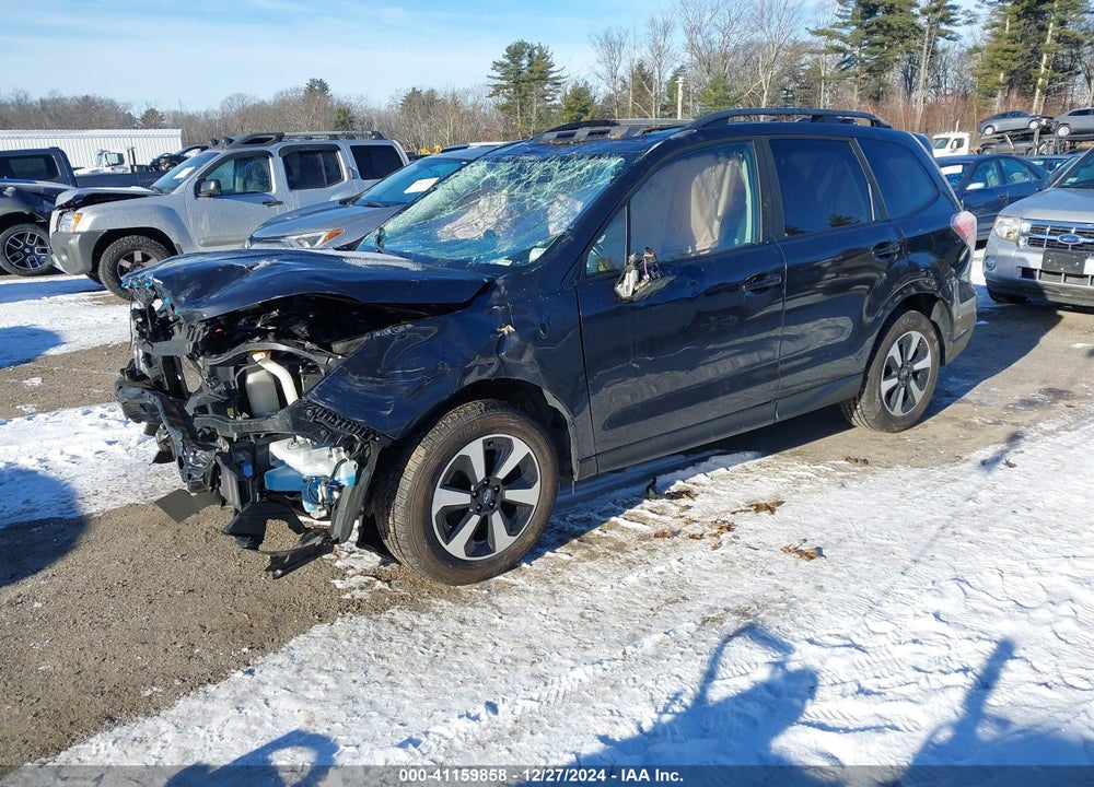 2018 SUBARU FORESTER 2.5I PREMIUM VIN: JF2SJAECXJH581915