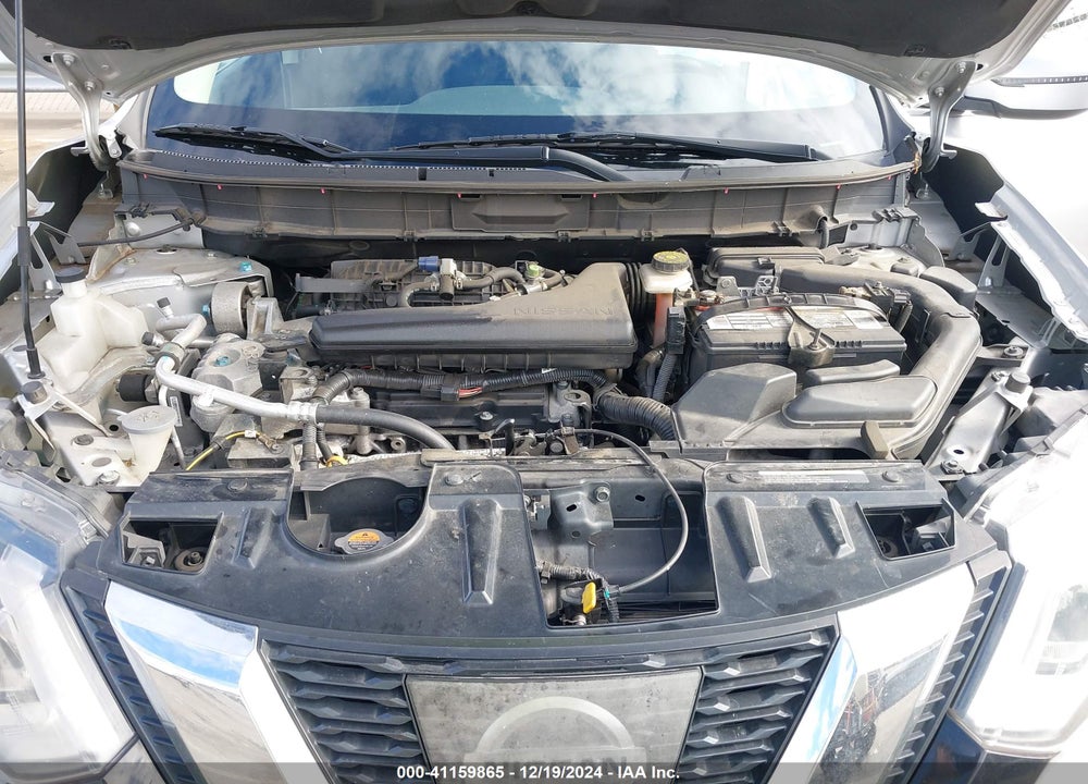 2017 NISSAN ROGUE SV VIN: KNMAT2MT6HP605414