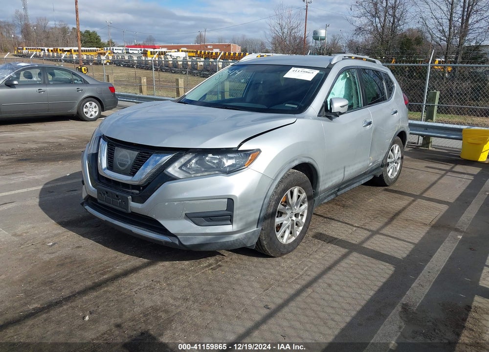 2017 NISSAN ROGUE SV VIN: KNMAT2MT6HP605414