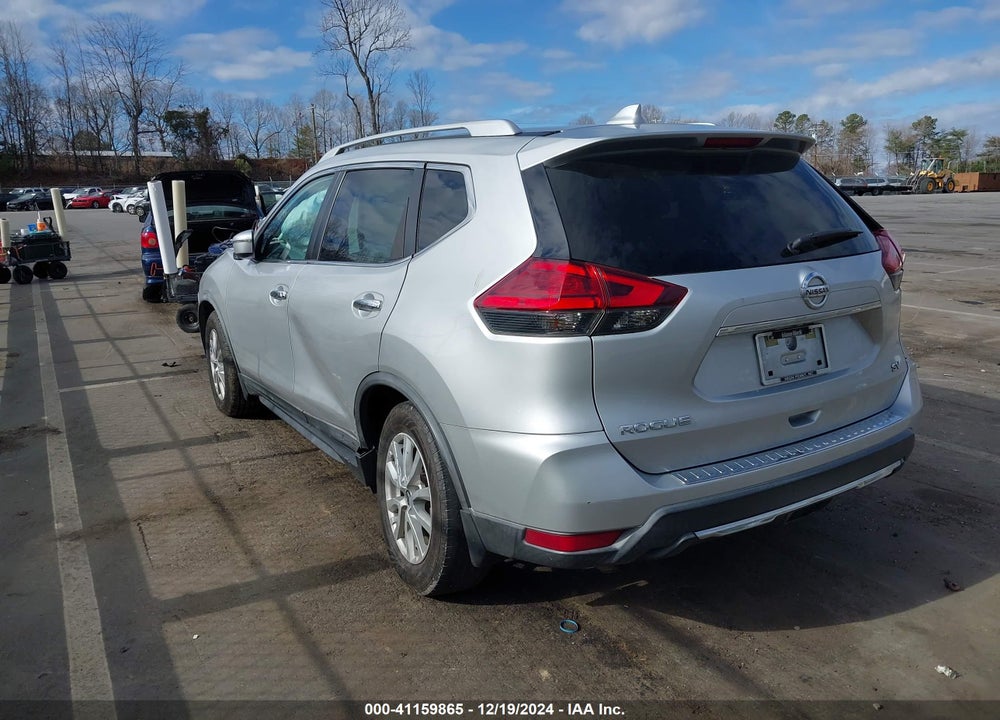 2017 NISSAN ROGUE SV VIN: KNMAT2MT6HP605414