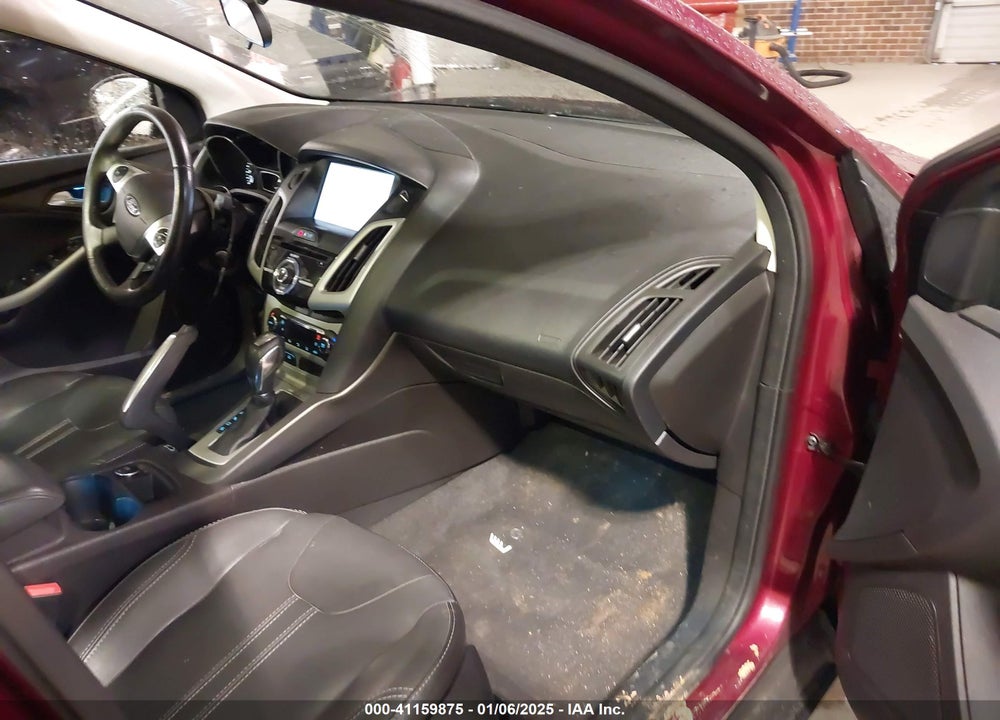 2013 FORD FOCUS VIN: 1FADP3F28DL198408