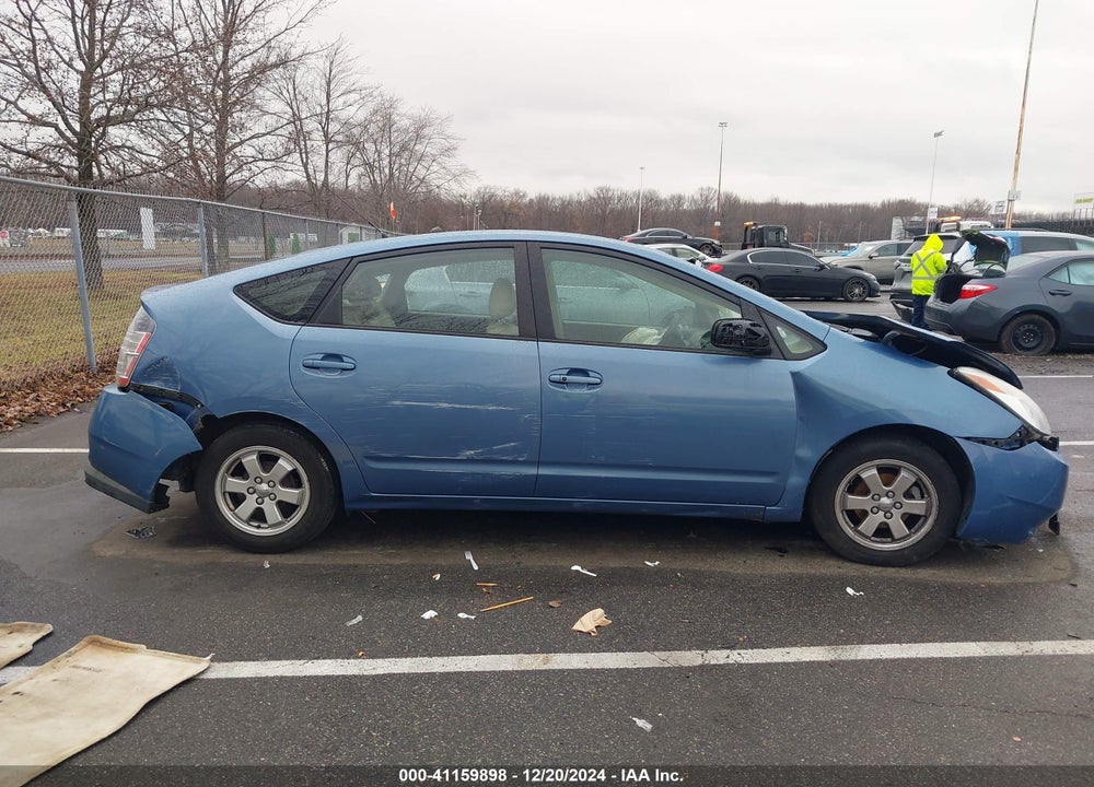 2005 TOYOTA PRIUS VIN: JTDKB20U053108979