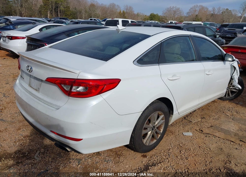 2016 HYUNDAI SONATA VIN: 5NPE24AF1GH319110