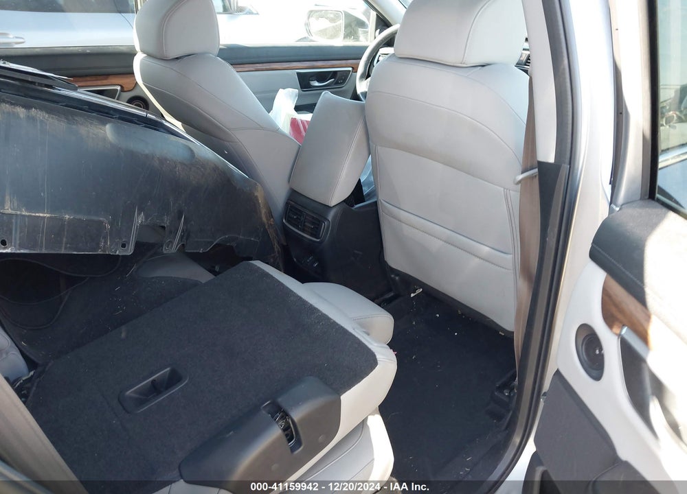 2022 HONDA CR-V HYBRID TOURING VIN: 5J6RT6H98NL057390