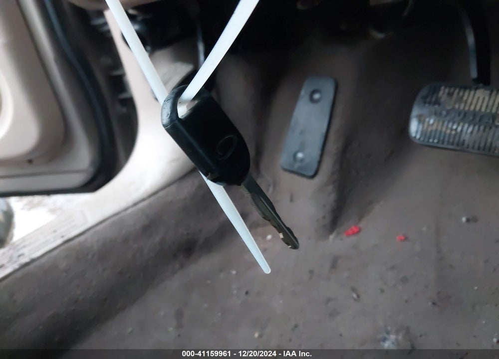 2002 FORD TAURUS SEL VIN: 1FAHP56S12A245963