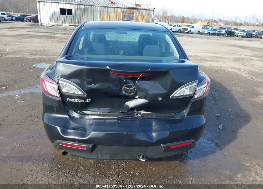 2010 MAZDA 3 I SPORT VIN: JM1BL1SG3A1287264