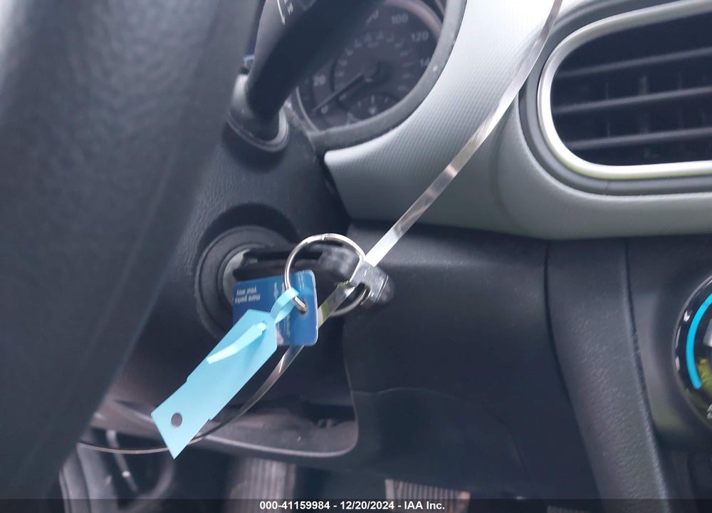 2019 HYUNDAI KONA SE VIN: KM8K1CAA3KU306860