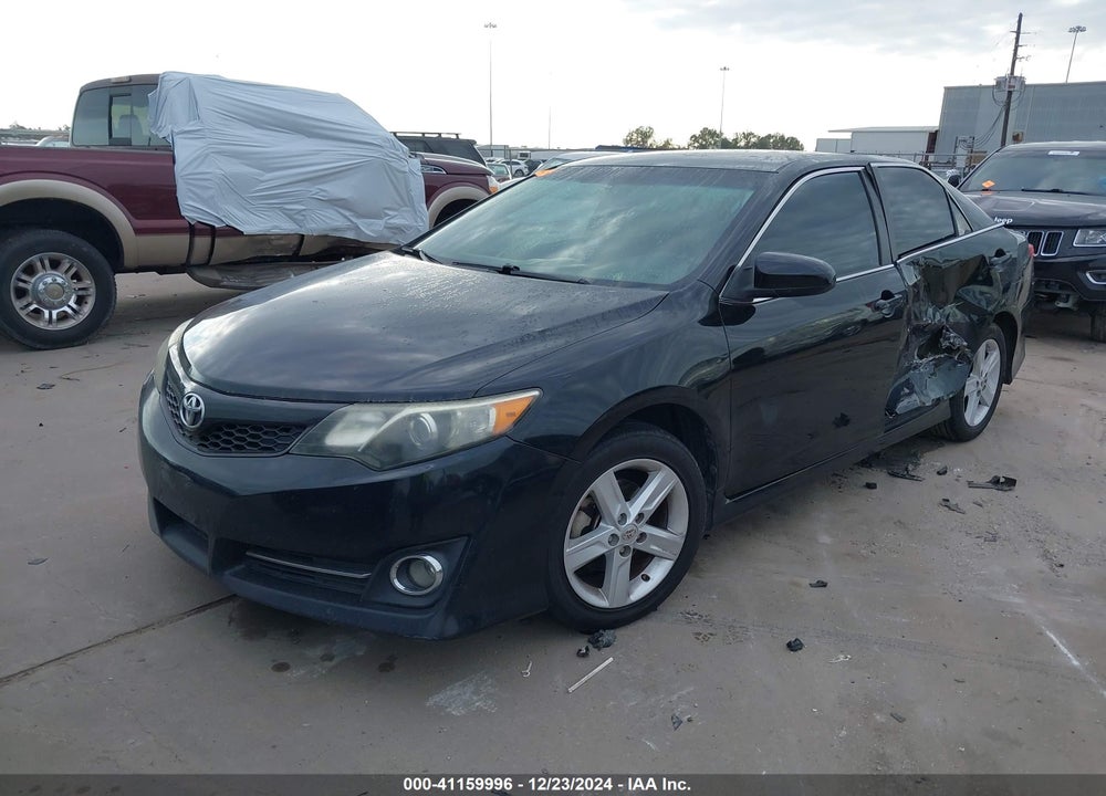 2014 TOYOTA CAMRY SE VIN: 4T1BF1FK4EU849758