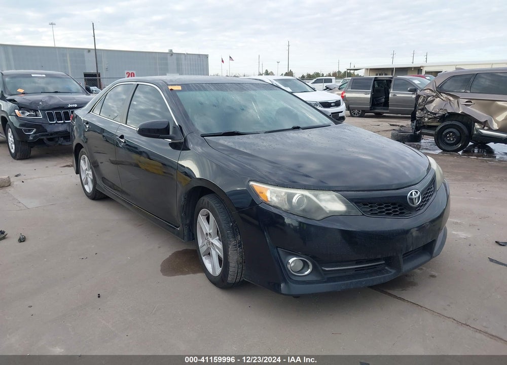 2014 TOYOTA CAMRY SE VIN: 4T1BF1FK4EU849758