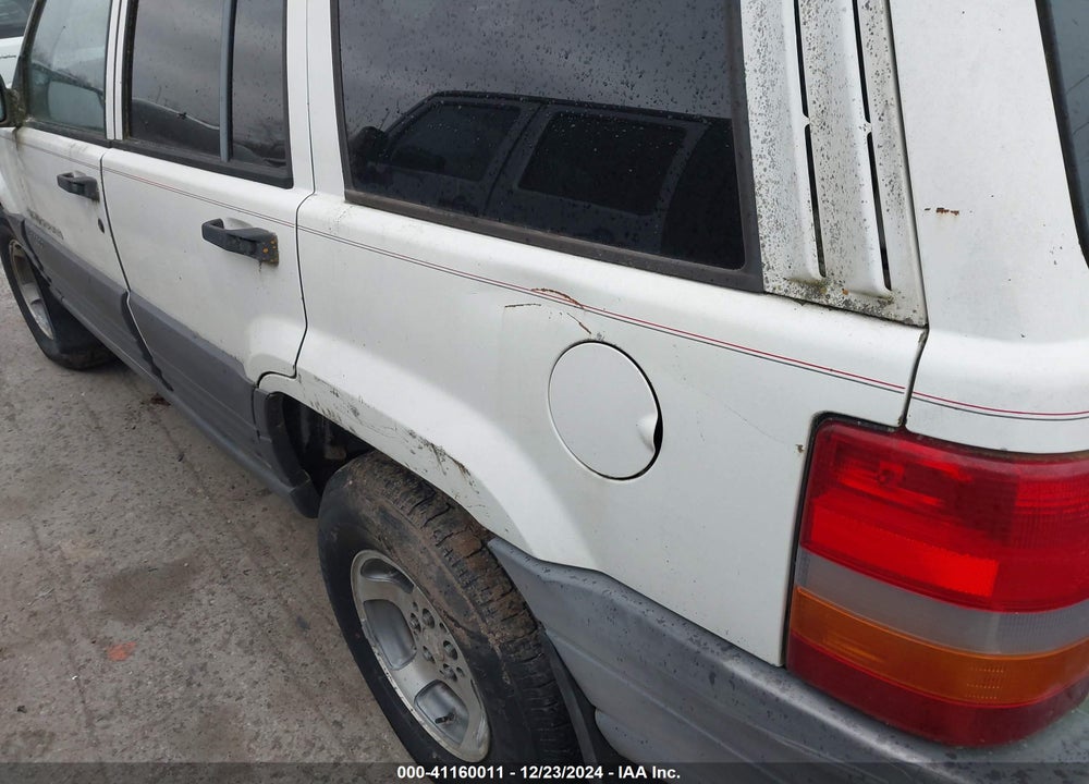 1996 JEEP GRAND CHEROKEE LAREDO VIN: 1J4FX58S9TC352788