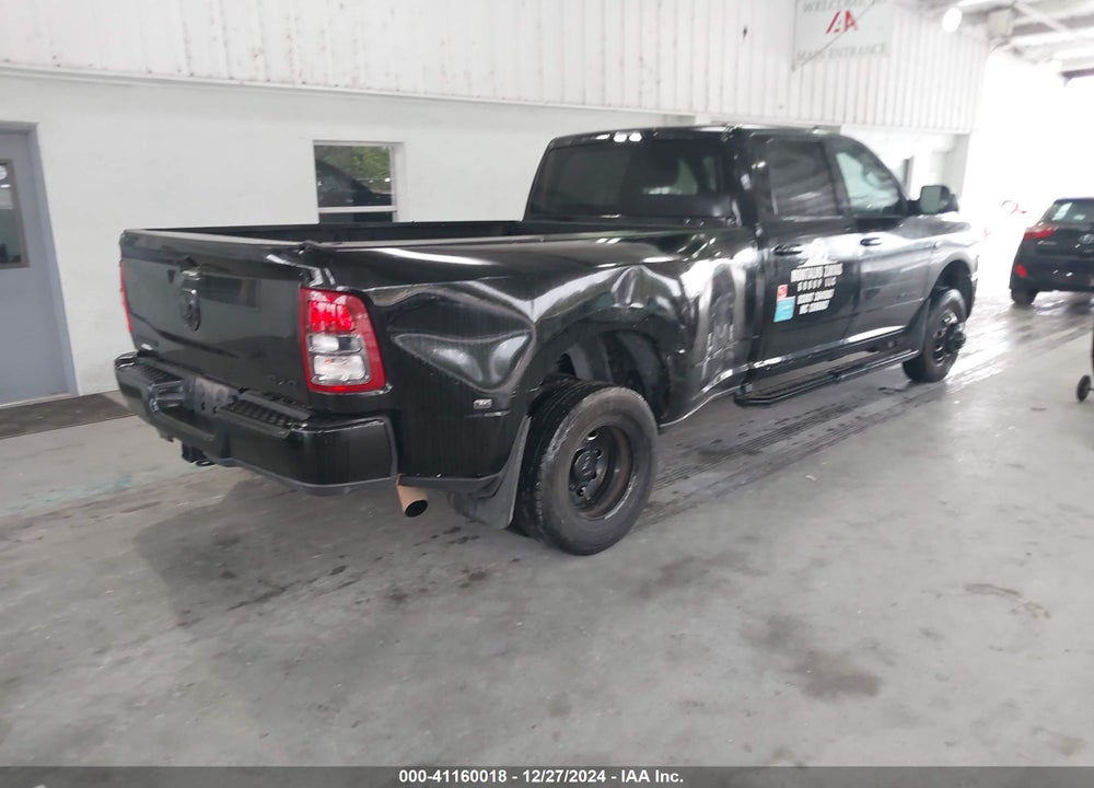 2022 RAM 3500 VIN: 3C63RRHL9NG266889