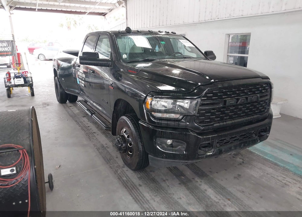 2022 RAM 3500 VIN: 3C63RRHL9NG266889
