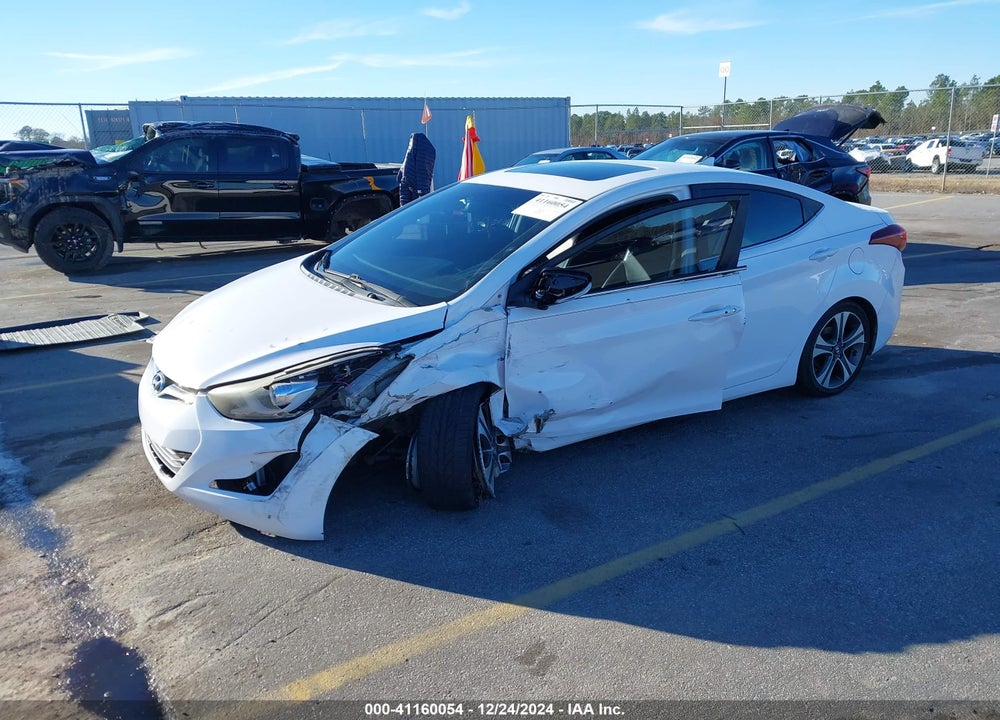 2015 HYUNDAI ELANTRA VIN: KMHDH4AH9FU371659