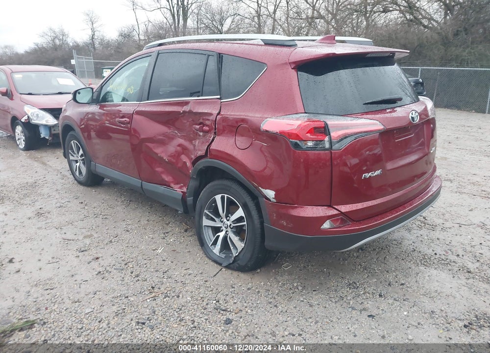 2018 TOYOTA RAV4 ADVENTURE/XLE VIN: 2T3WFREV9JW433640