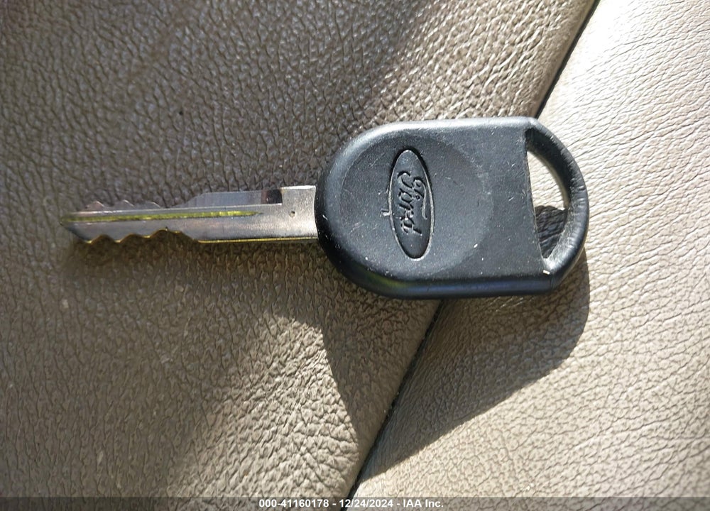 2007 FORD F-150 LARIAT/STX/XL/XLT VIN: 1FTPX12V27FA80837