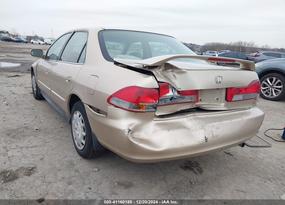 2001 HONDA ACCORD 2.3 LX VIN: 1HGCG66541A131749