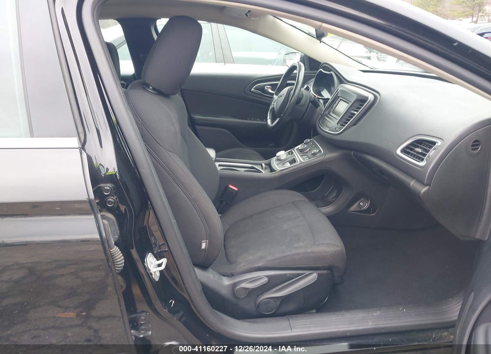 2016 CHRYSLER 200 TOURING VIN: 1C3CCCFB0GN189054