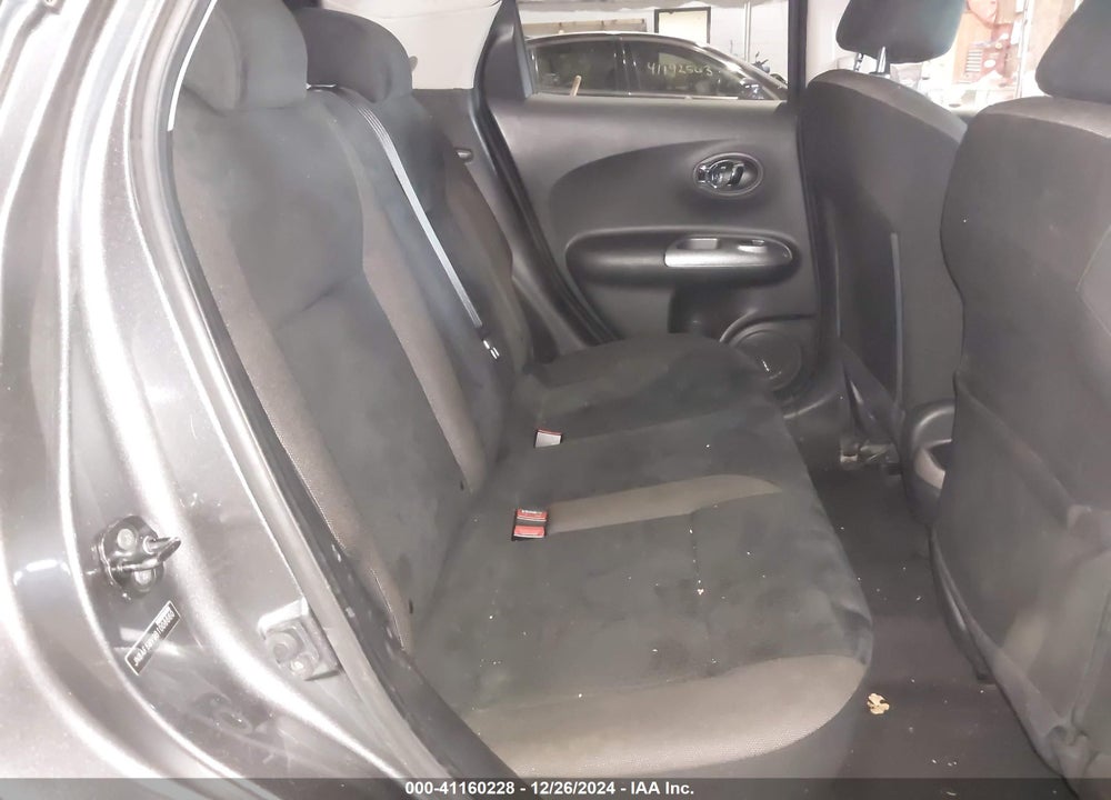 2011 NISSAN JUKE SV VIN: JN8AF5MV9BT008660