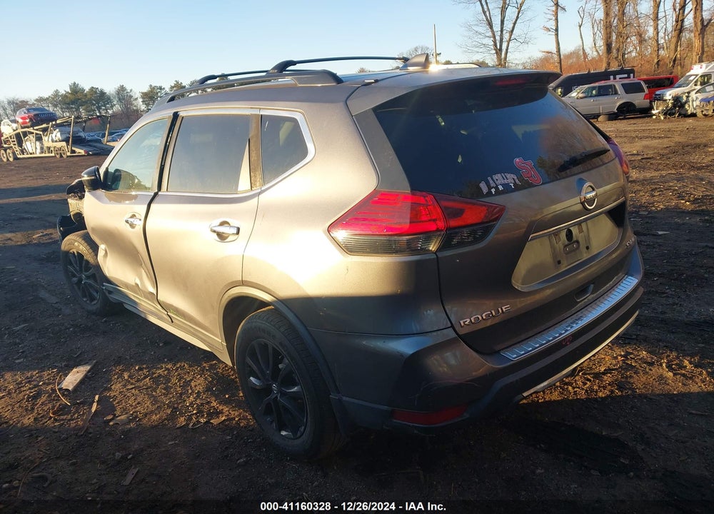 2017 NISSAN ROGUE SV VIN: 5N1AT2MV8HC820572