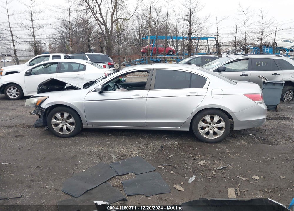 2008 HONDA ACCORD VIN: 1HGCP26888A160670