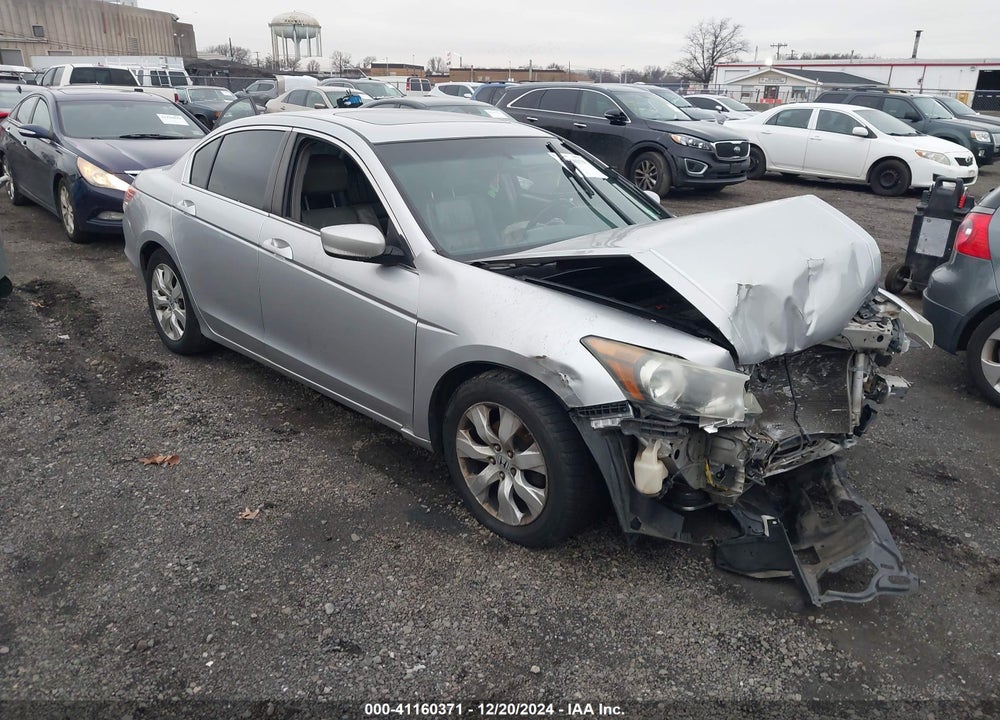 2008 HONDA ACCORD VIN: 1HGCP26888A160670