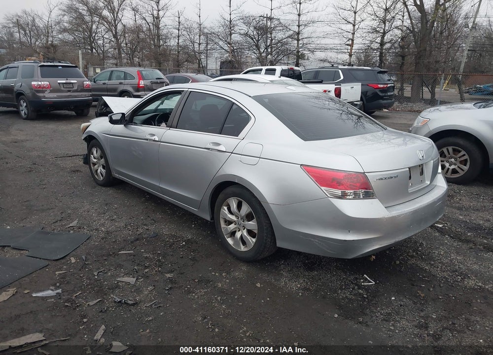 2008 HONDA ACCORD VIN: 1HGCP26888A160670
