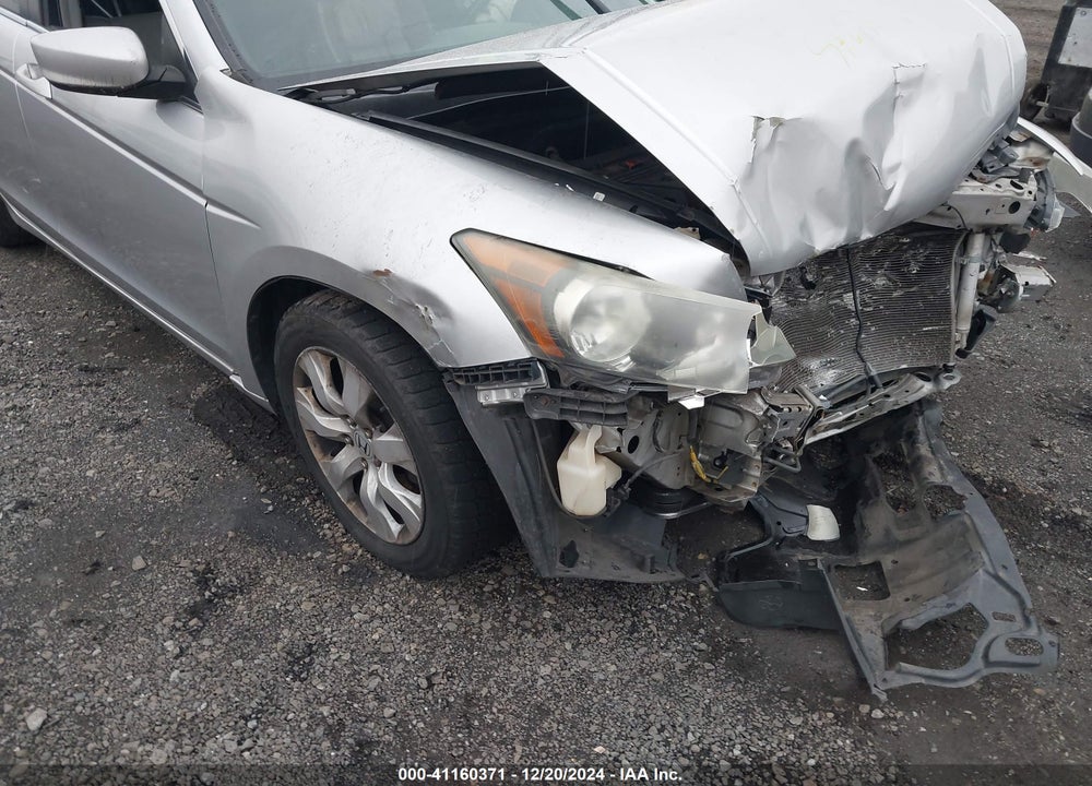 2008 HONDA ACCORD VIN: 1HGCP26888A160670