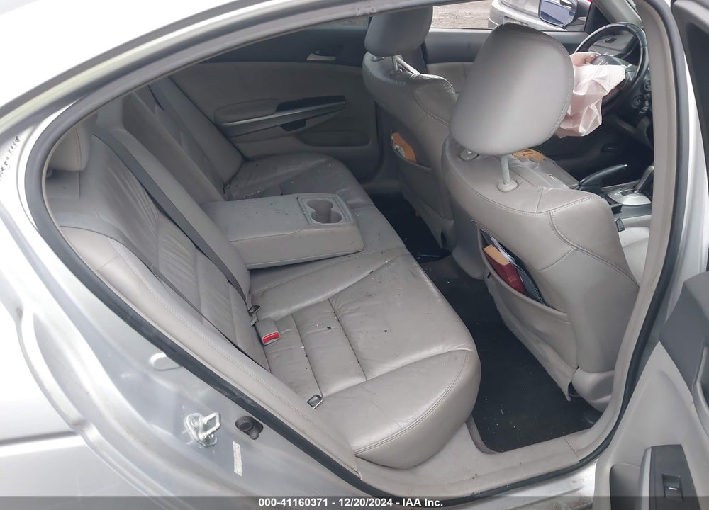 2008 HONDA ACCORD VIN: 1HGCP26888A160670