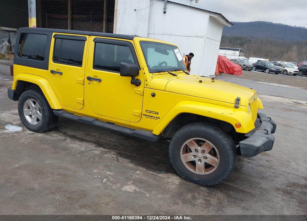 2011 JEEP WRANGLER UNLIMITED SPORT VIN: 1J4BA3H15BL556790