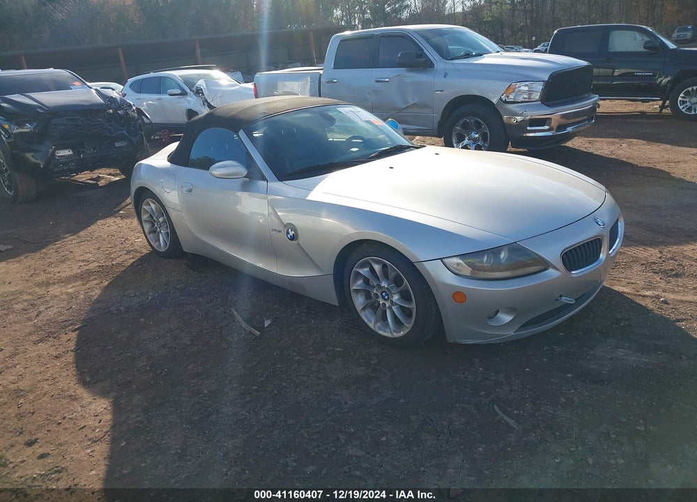 2005 BMW Z4 2.5I VIN: 4USBT33585LR69747