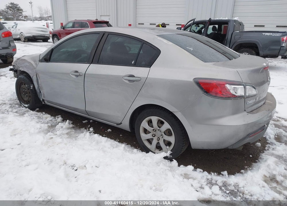 2011 MAZDA 3 I SPORT VIN: JM1BL1UF9B1407963