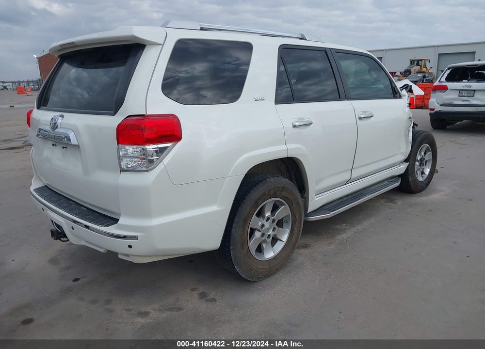 2011 TOYOTA 4RUNNER VIN: JTEZU5JR1B5028896