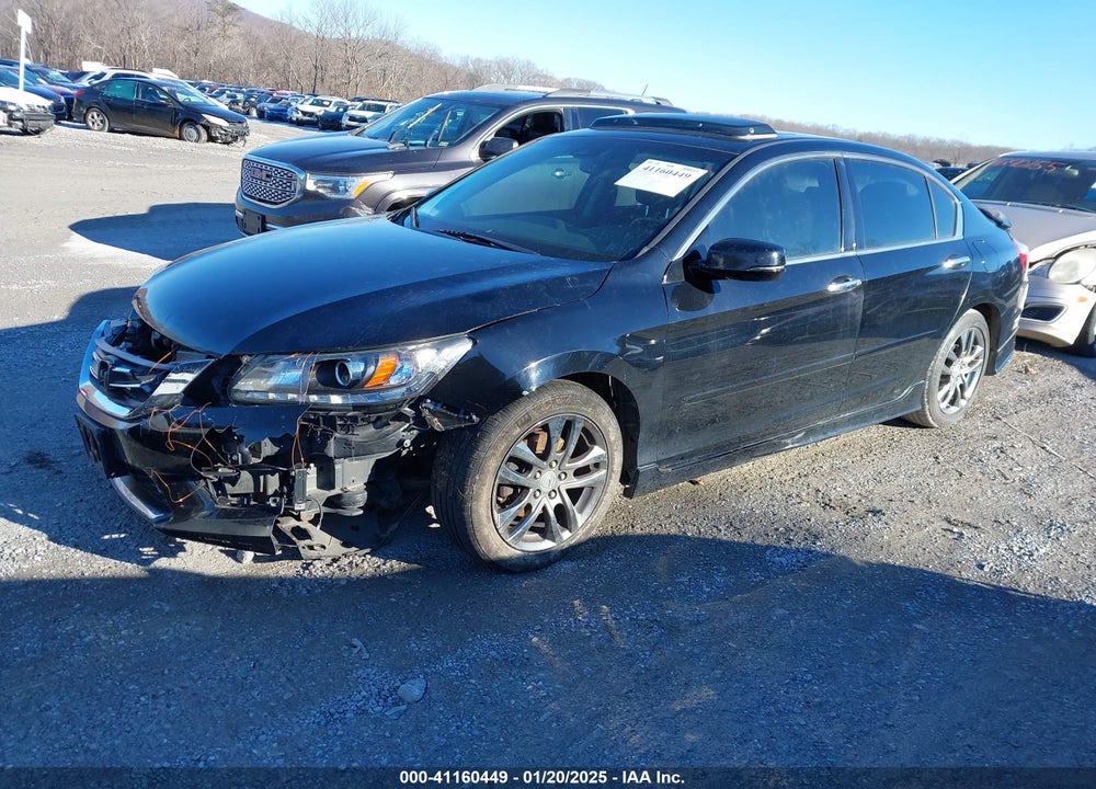 2013 HONDA ACCORD VIN: 1HGCR3F86DA000412