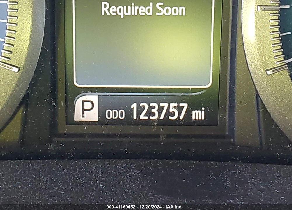 2017 TOYOTA SIENNA XLE 8 PASSENGER VIN: 5TDYZ3DC9HS884432