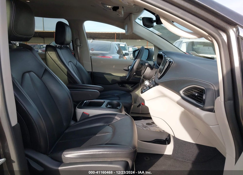 2023 CHRYSLER PACIFICA HYBRID VIN: 2C4RC1L77PR569117