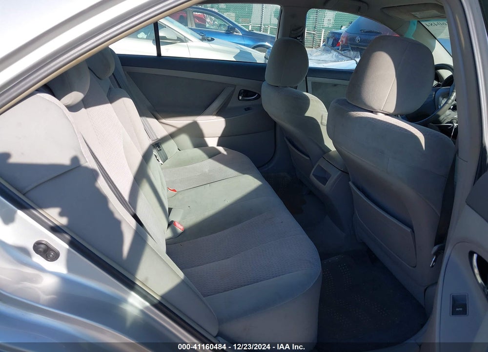 2011 TOYOTA CAMRY LE VIN: 4T1BF3EK5BU124811