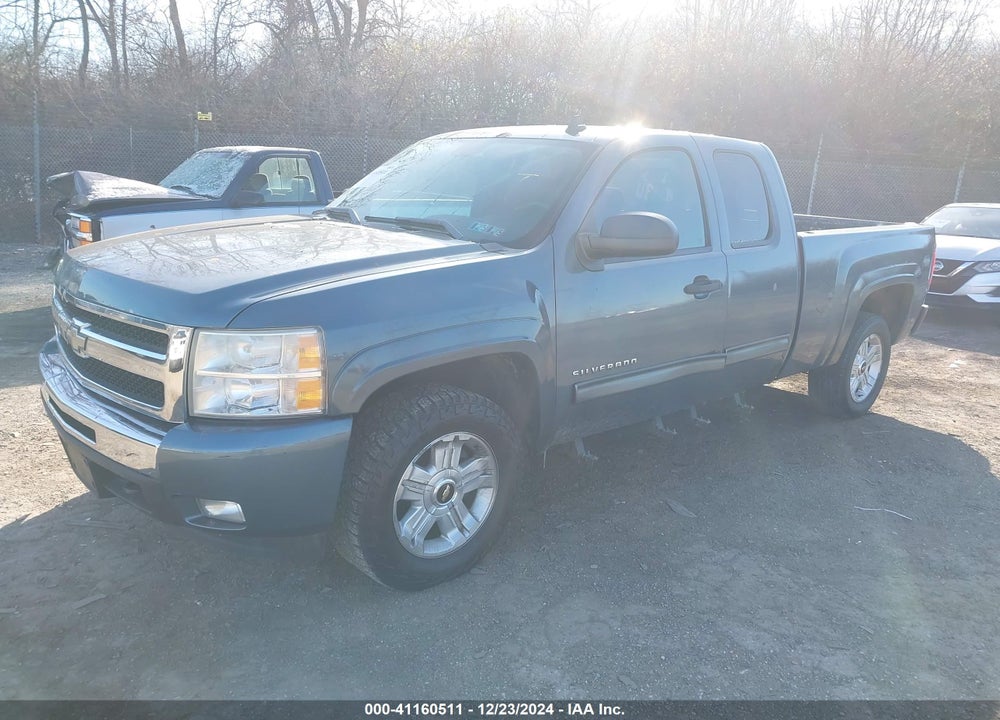 2011 CHEVROLET SILVERADO 1500 LT VIN: 1GCRKSE37BZ106539