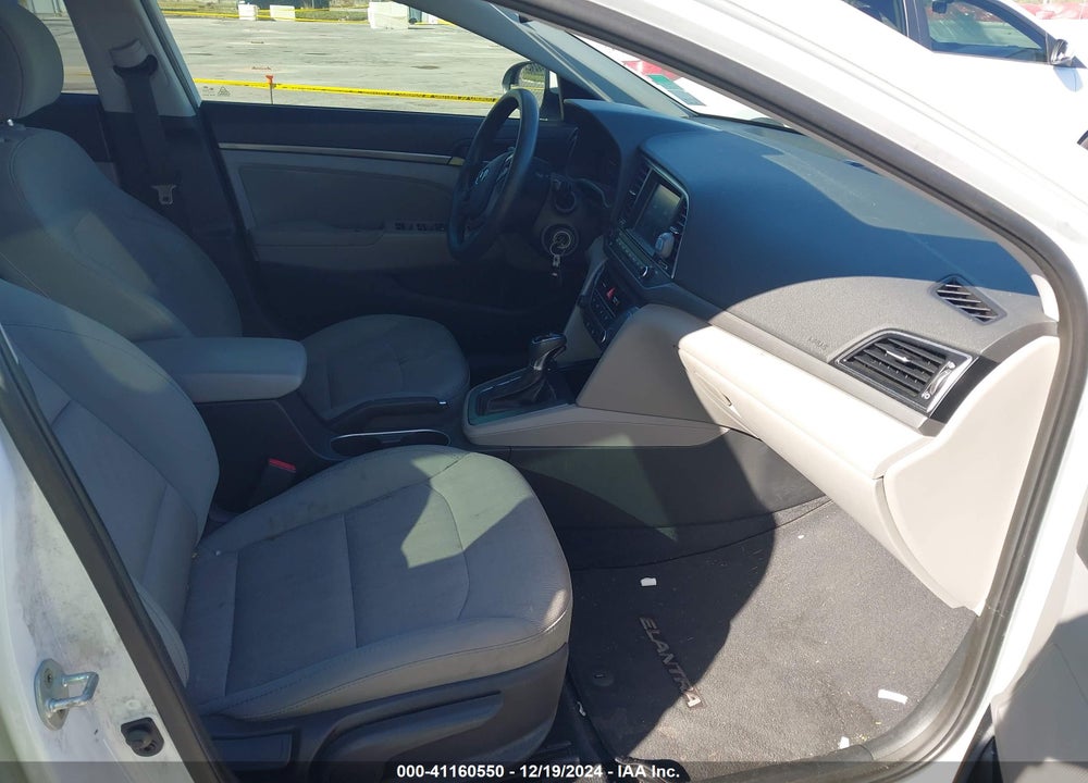2017 HYUNDAI ELANTRA SE VIN: 5NPD84LF0HH055810