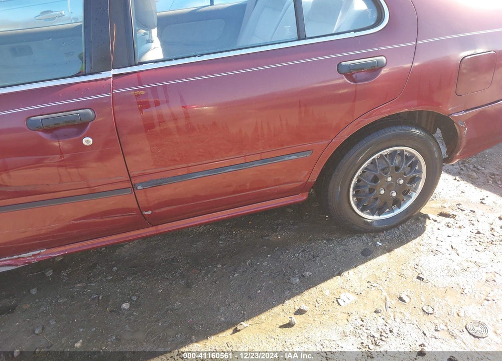 1996 NISSAN SENTRA E/XE/GXE/GLE VIN: 1N4AB41D7TC770549